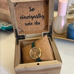 NEW Gold and Green Watch Holzkern